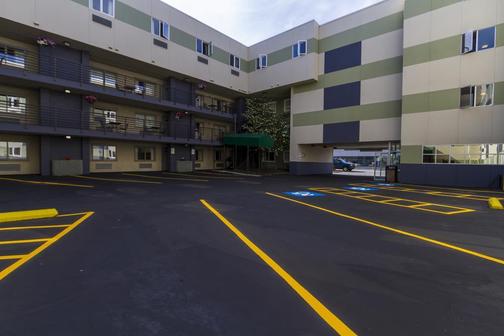 Guesthouse Inn & Suites Anchorage Inn Экстерьер фото