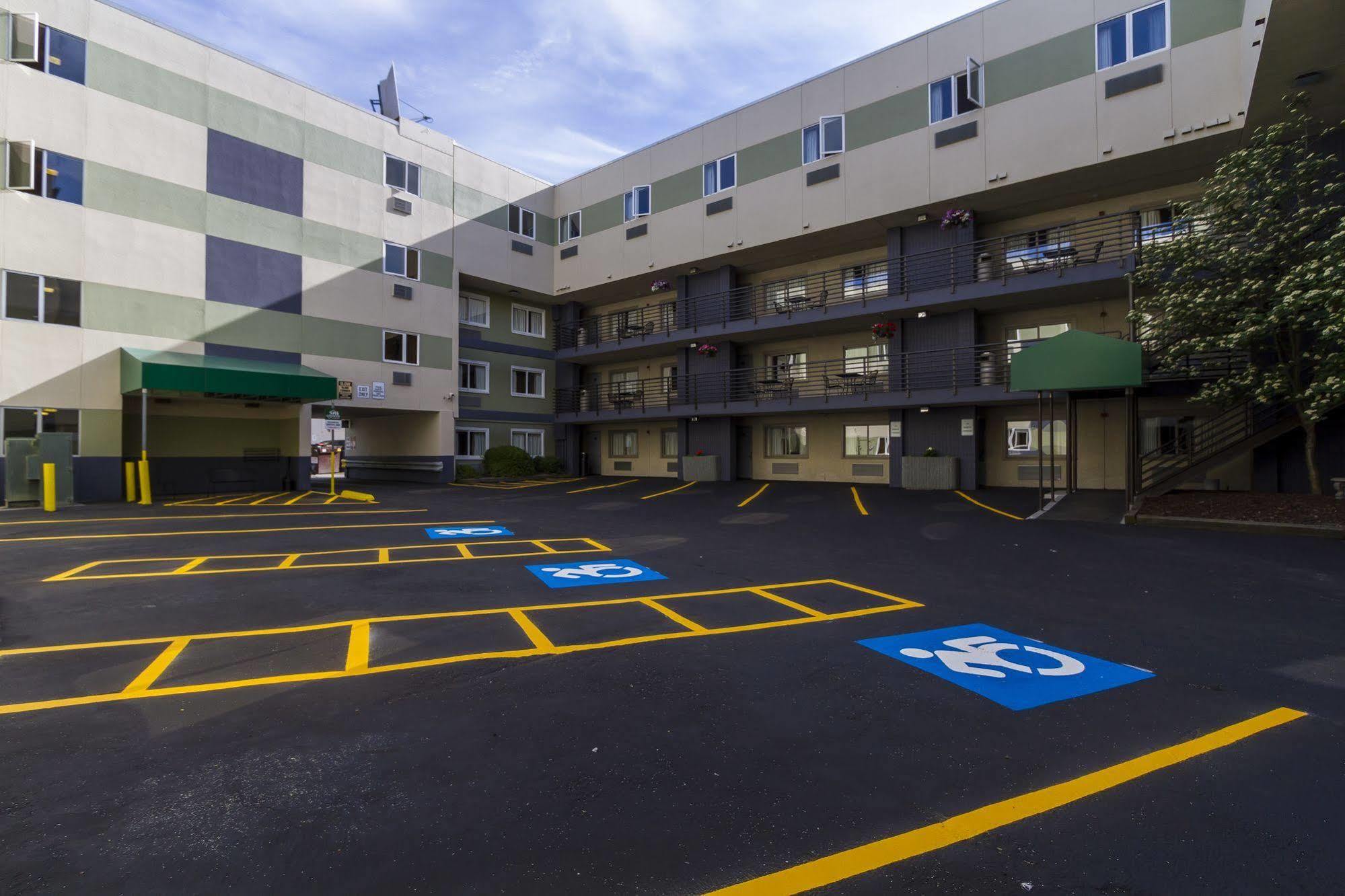 Guesthouse Inn & Suites Anchorage Inn Экстерьер фото