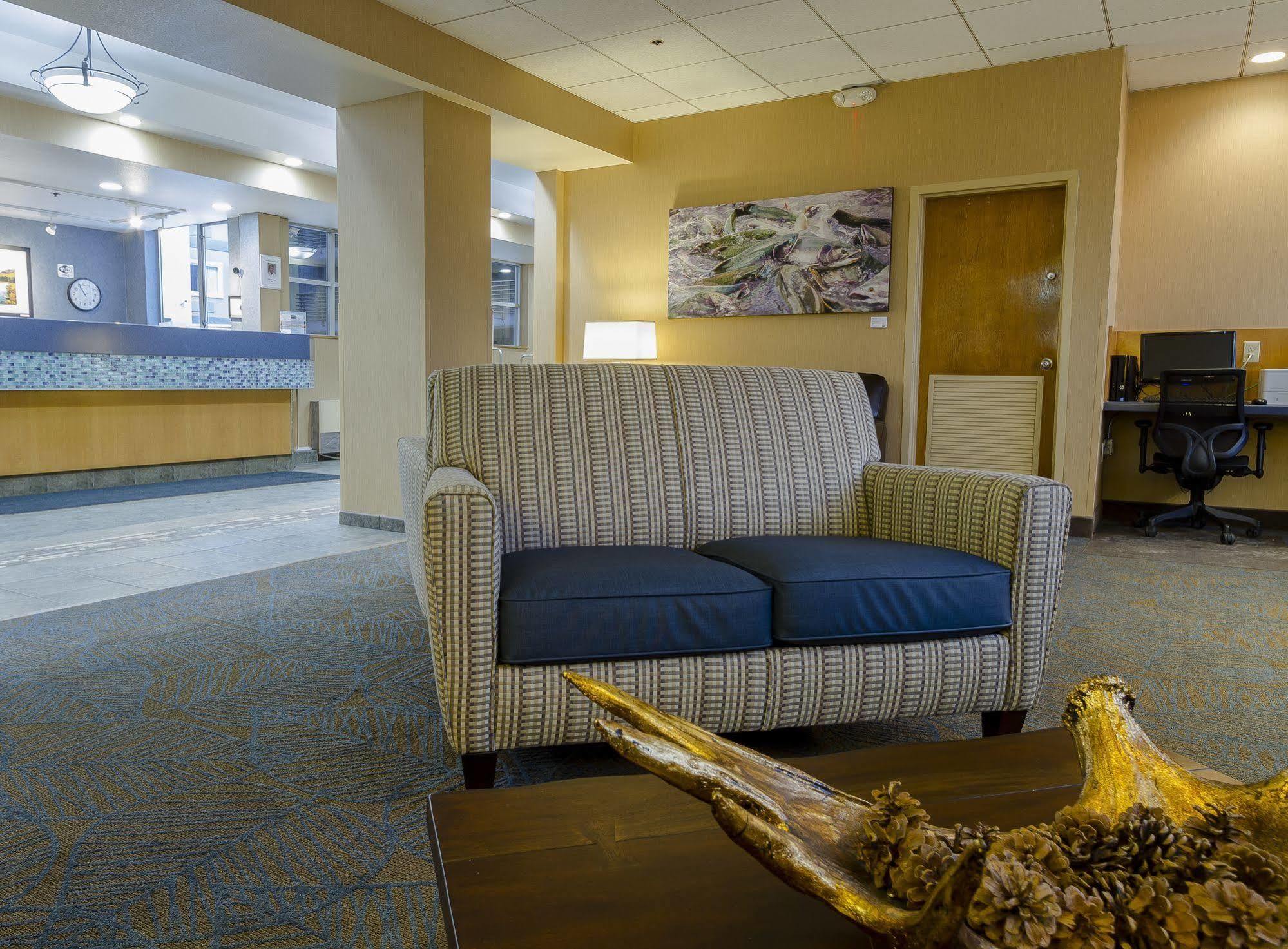 Guesthouse Inn & Suites Anchorage Inn Экстерьер фото